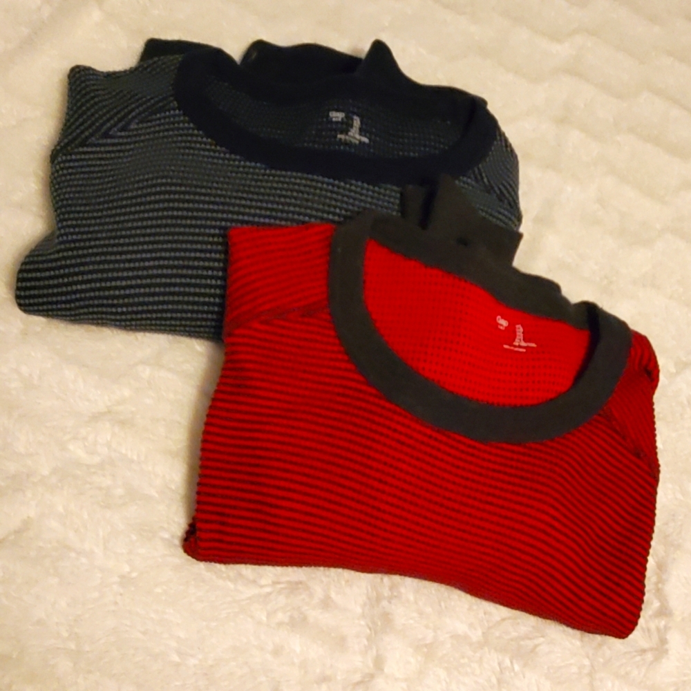 Gap Men's - Two Long Sleeve Red & Blue Shirts Size Large